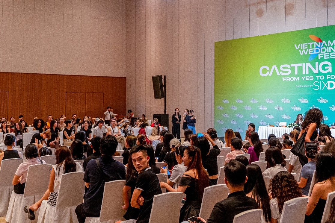 Vietnam Wedding Fest: Đỗ Mạnh Cường biến tình yêu đời thực thành thời trang