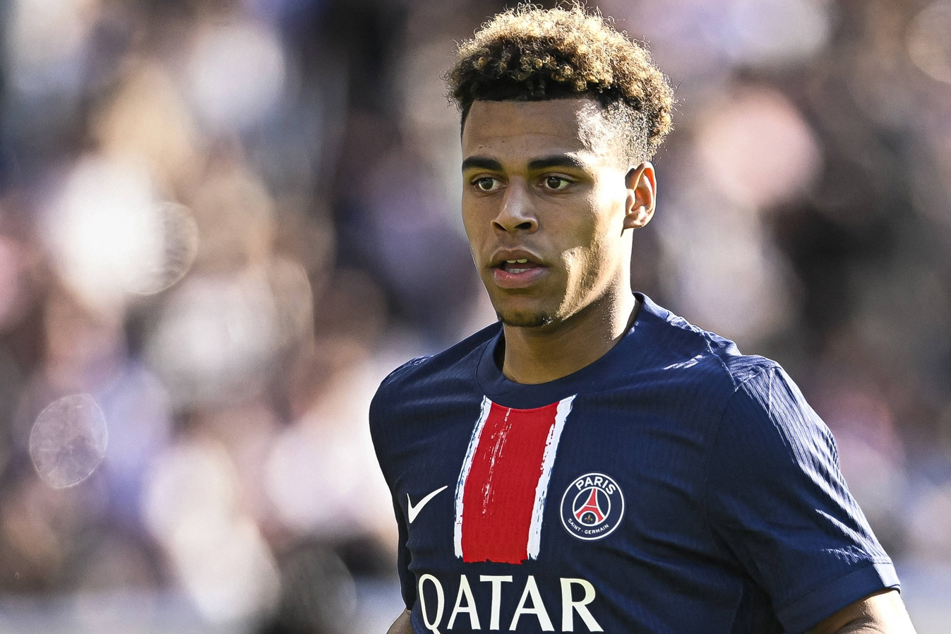 Tin tức về chuyển nhượng 1/5: MU chốt ký Doue, Liverpool mua De Jong