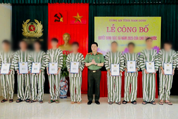 Phạm nhân ngày đặc xá: Chỉ cần được ra ngoài sẽ không để mẹ già khóc thầm nữa