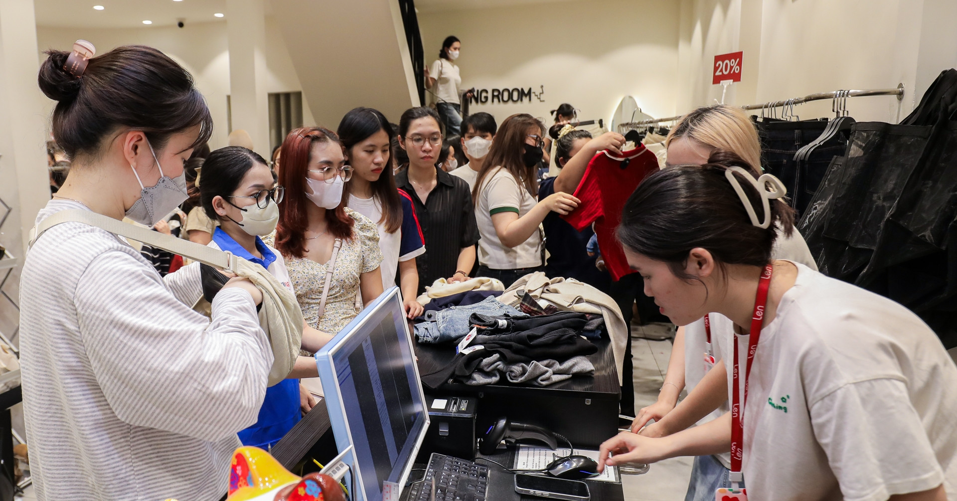 Hộ kinh doanh nào phải sử dụng hóa đơn điện tử khởi tạo từ máy tính tiền?