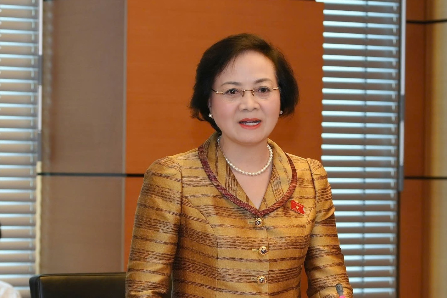 Mỗi xã, phường, đặc khu tạm thời bố trí khoảng 60 biên chế