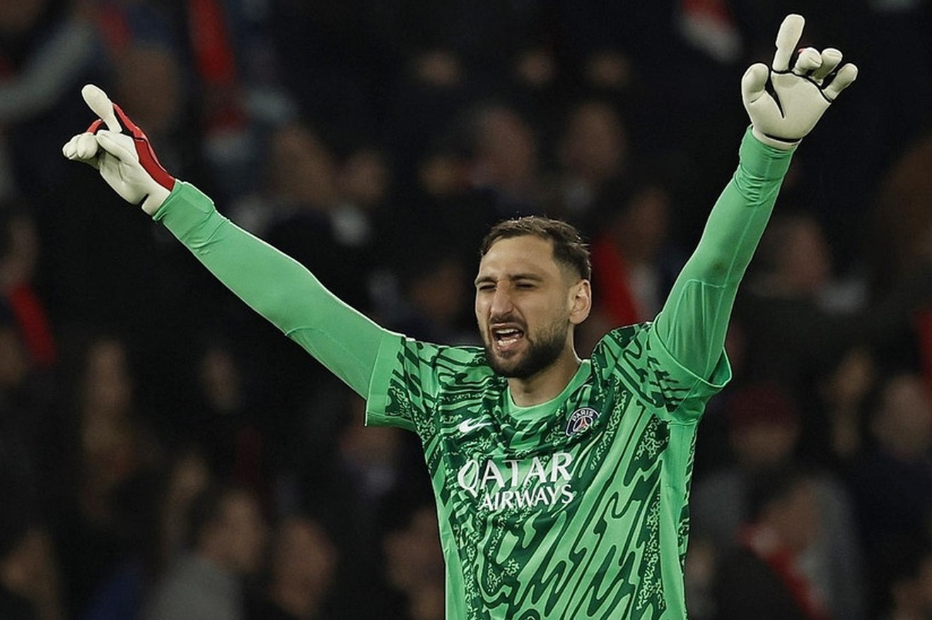 MU vung tiền mua ‘siêu nhện’ Donnarumma