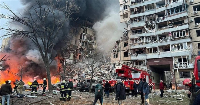 Mỹ cảnh báo Nga sắp tấn công lớn vào Ukraine, h...