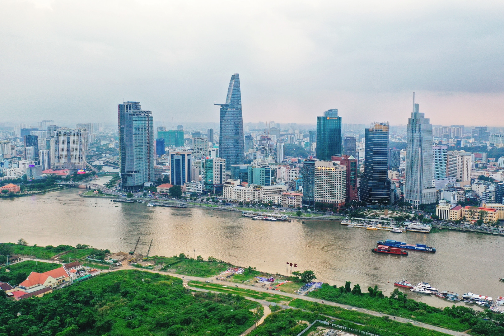 Phá “bức tường băng”, mở lối cho kinh tế tư nhân bứt phá