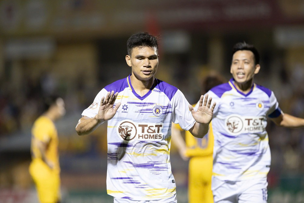 slna vs ha noi 2.jpg