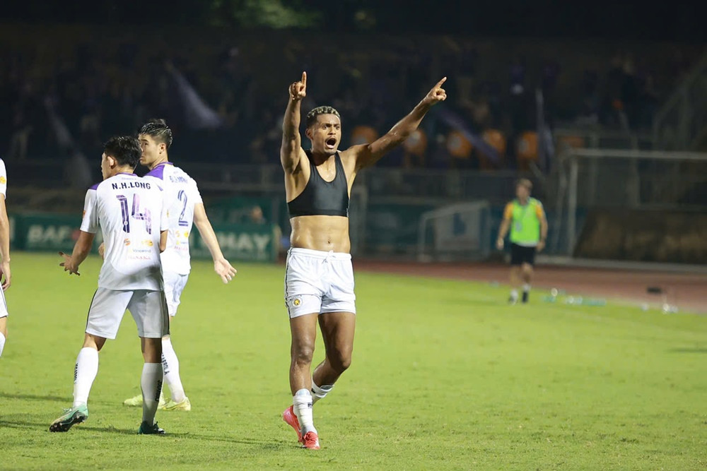 slna vs ha noi 2.jpg