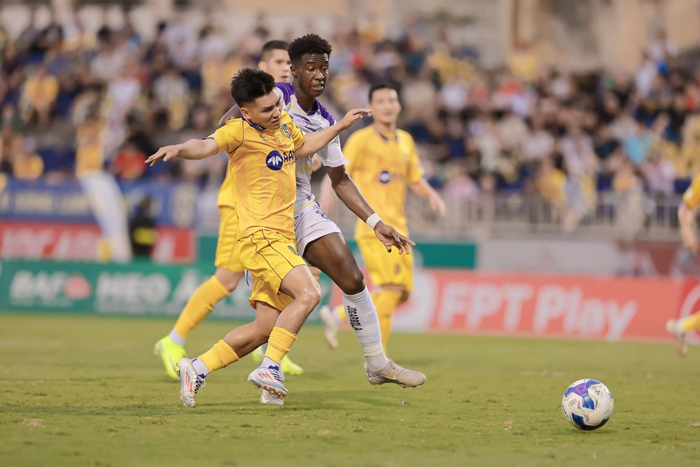 slna vs ha noi.jpg