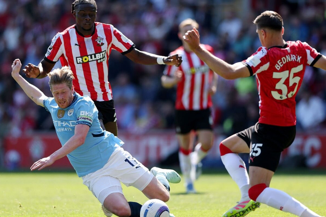 Haaland vô duyên, Man City bị Southampton cầm hòa