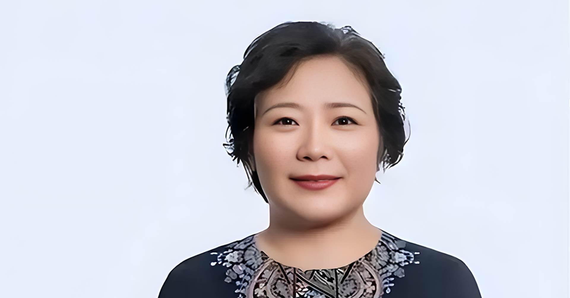 Từ cô gái quê đến nữ tỷ phú địa ốc, mỗi tháng t...