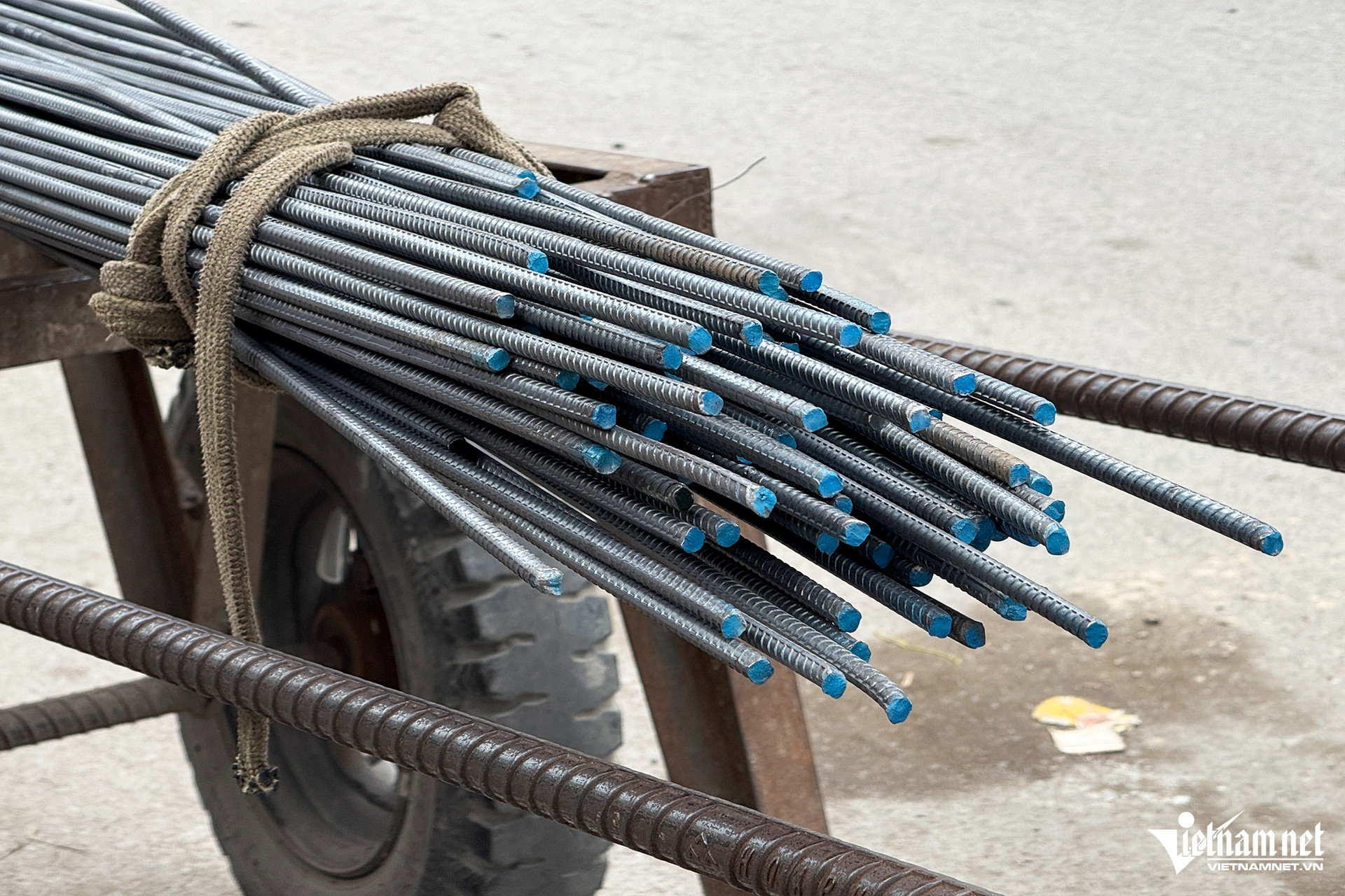 W-chở sắt thép 3.jpg