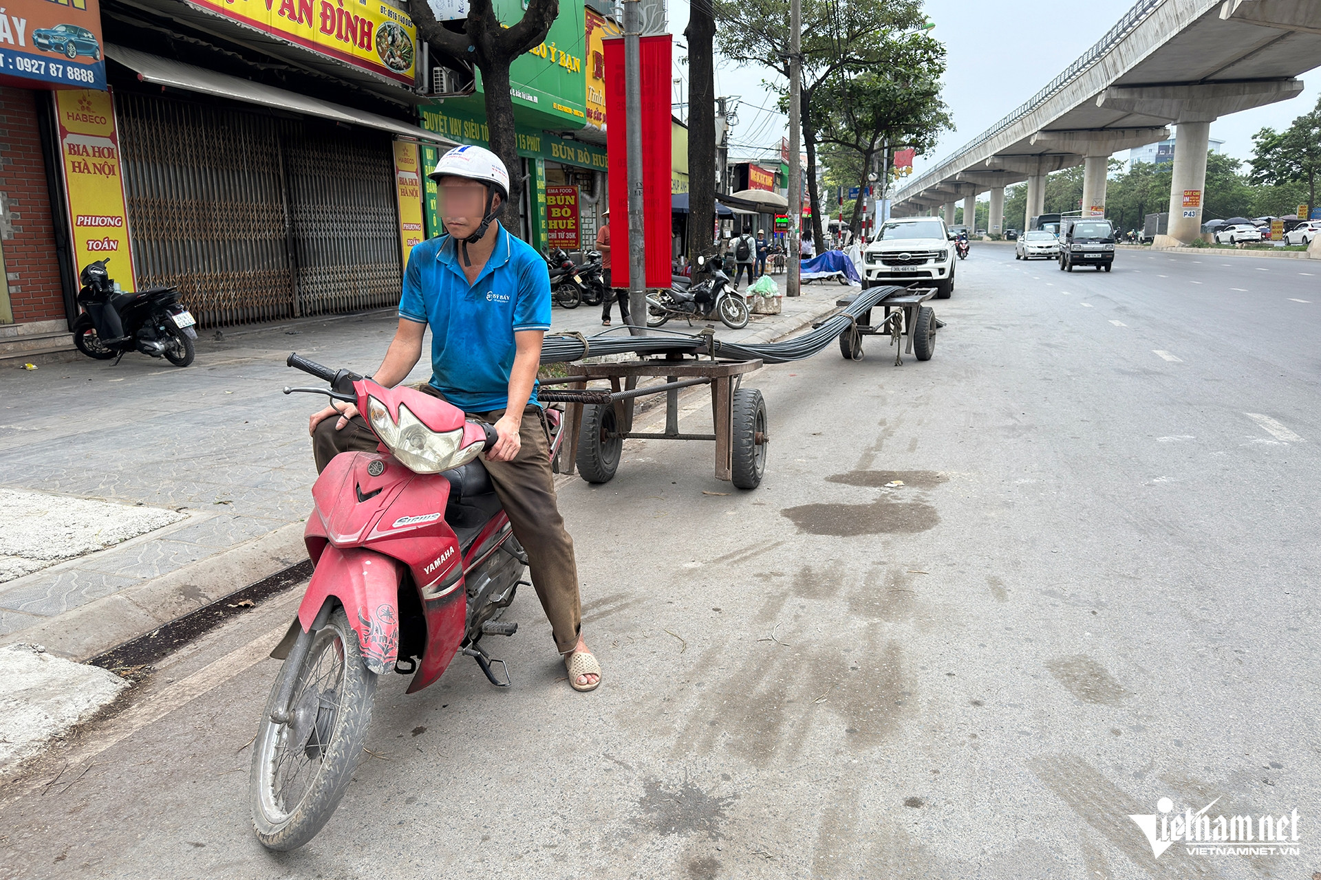 W-xe cho sat thep.jpg