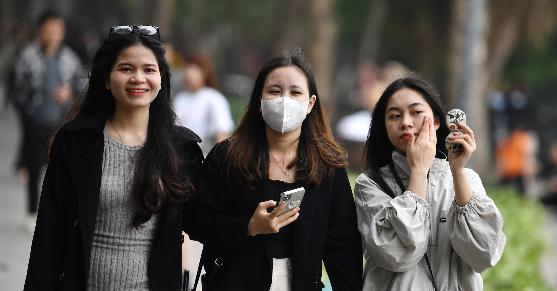 Dự báo thời tiết 12/5/2025: Miền Bắc đón tiết t...
