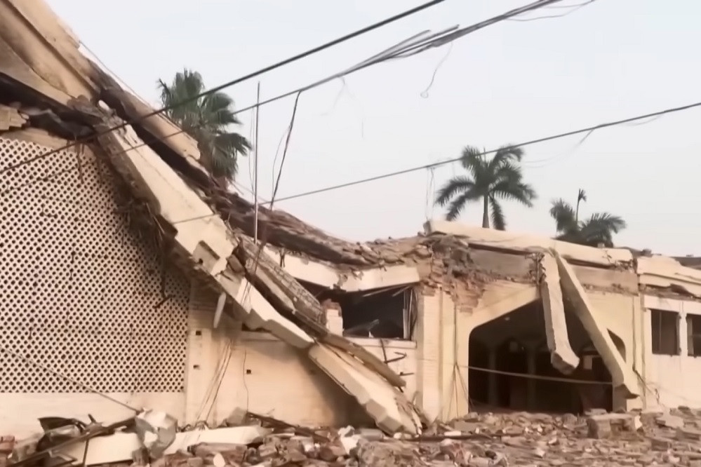 Ấn Độ và Pakistan tố nhau vi phạm lệnh ngừng bắn