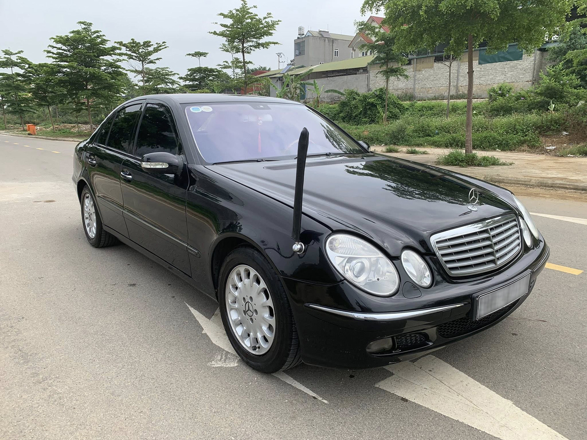 e240 cu 10.jpg