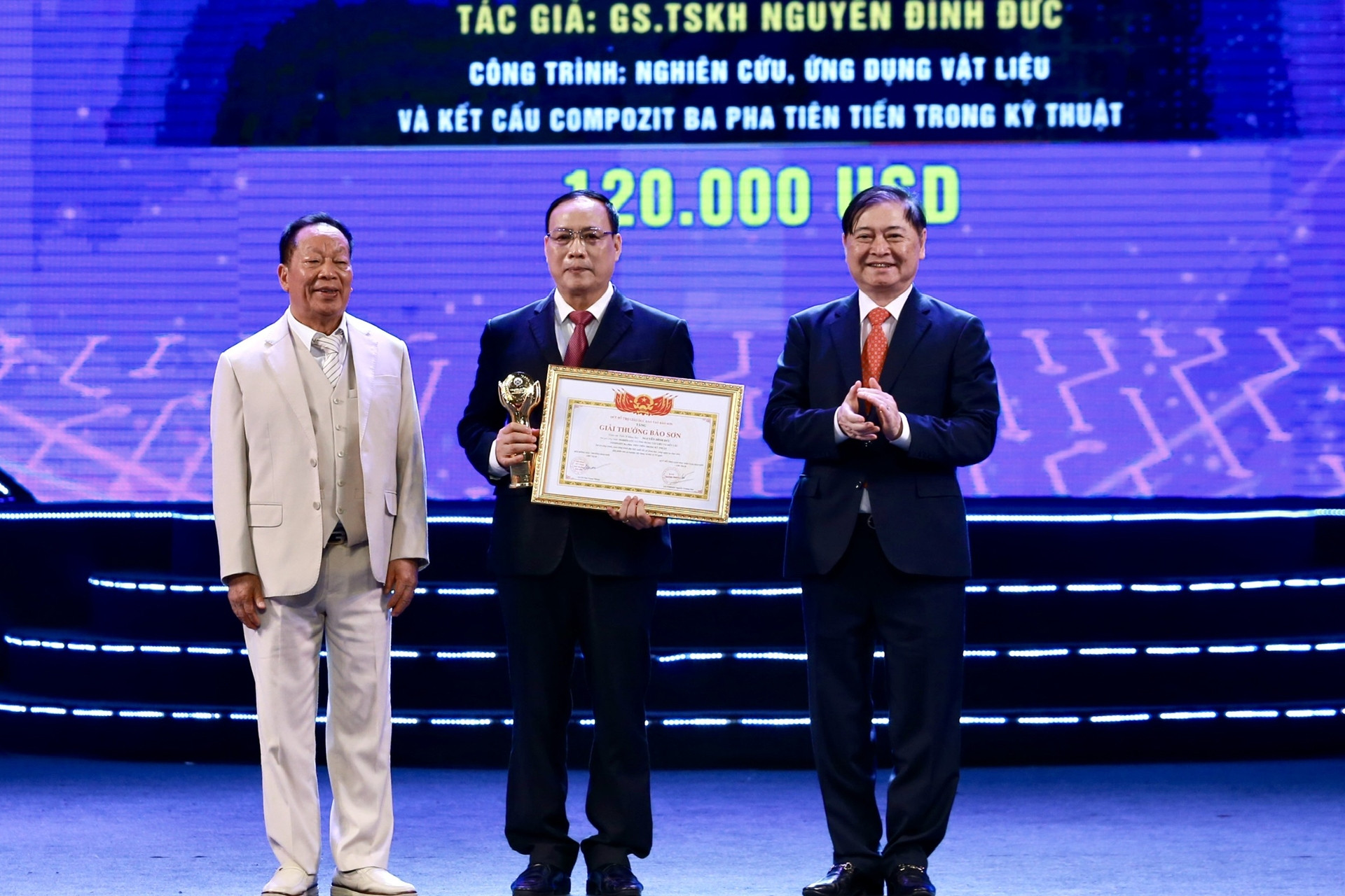 Công bố 4 công trình khoa học giành giải thưởng Bảo Sơn trị giá 3,1 tỷ đồng/giải