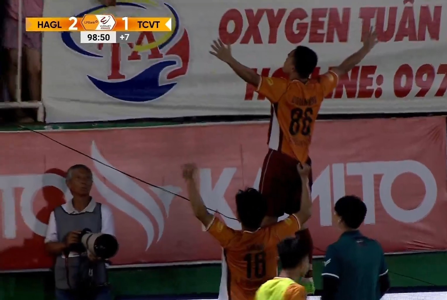 hagl vs the cong viettel 3.jpg