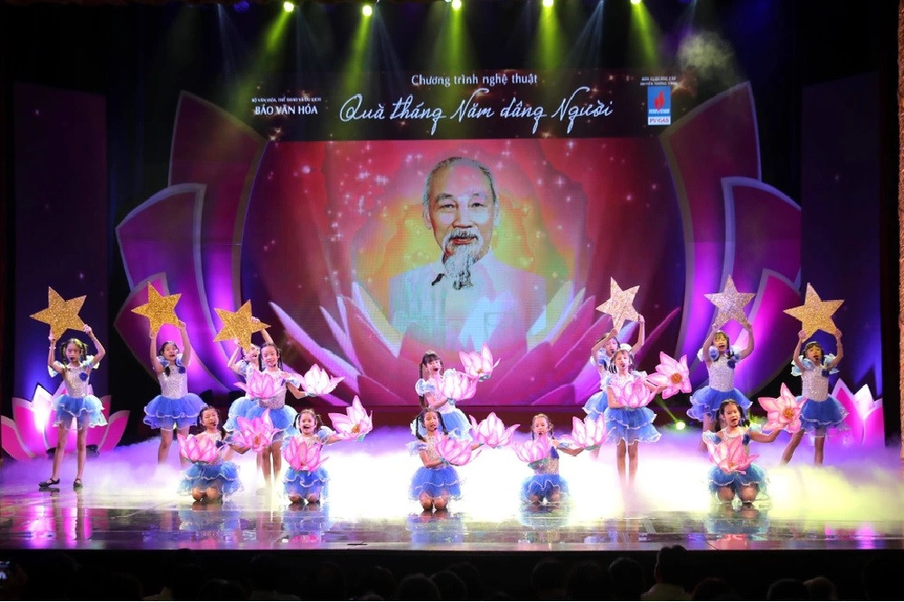 Rộng dài một tình yêu với Bác - ảnh 1