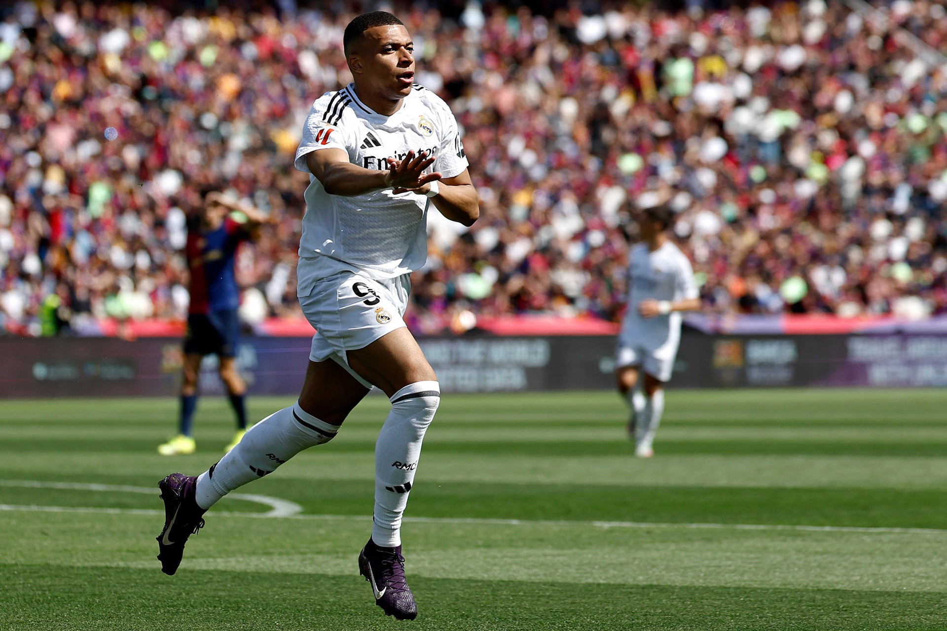 AS. Mbappe Barca Real Madrid hat trick.jpg