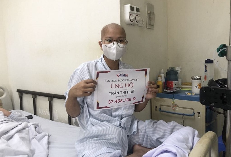 Bạn đọc ủng hộ em Trần Thị Huệ bị ung thư máu hơn 37 triệu đồng
