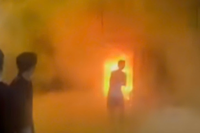 Cháy nhà 2 tầng ở TPHCM, 1 người tử vong trong phòng ngủ