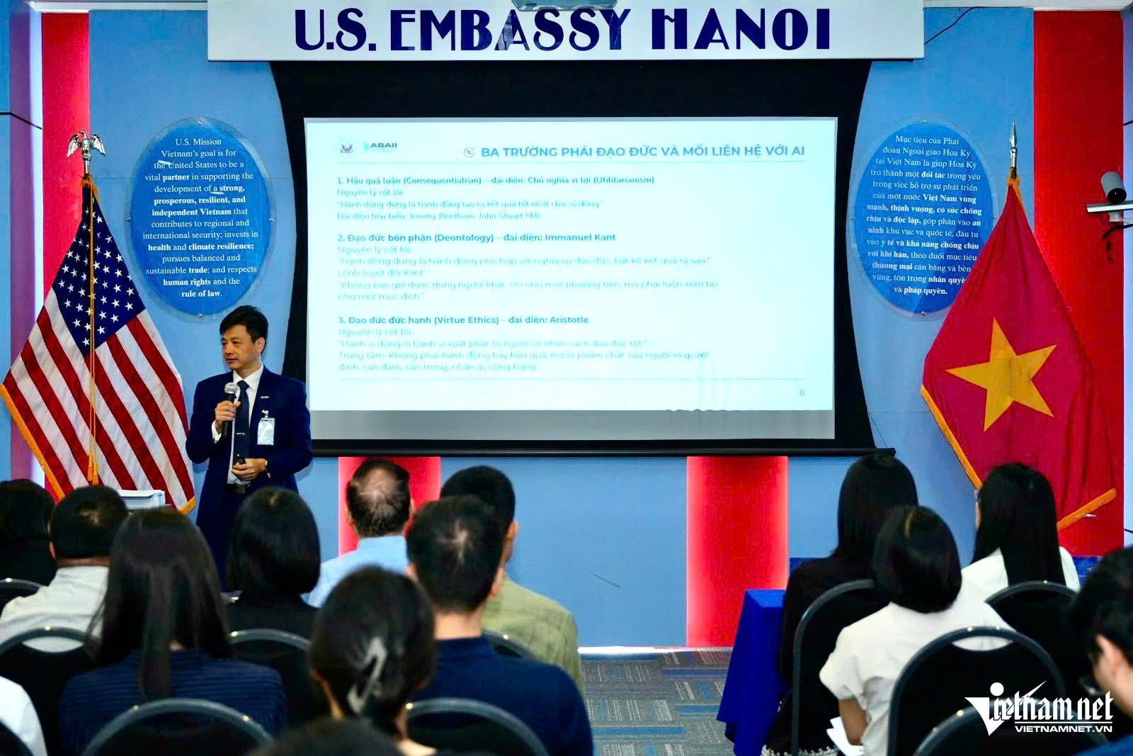 Khai giảng khóa học đạo đức AI đầu tiên tại Việt Nam 2 W-Dao duc AI 1.jpg