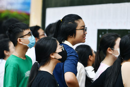 Cuộc đua nóng: Gần 30.000 học sinh Hà Nội không có chỗ vào lớp 10 công lập
