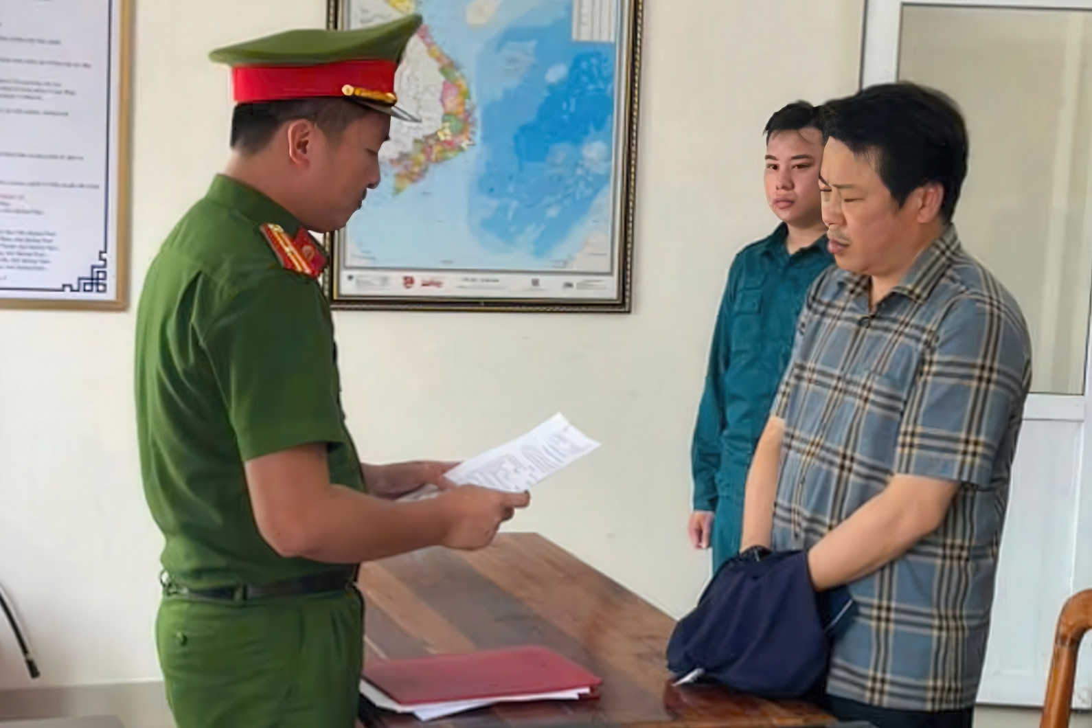 Giám đốc nhận tiền hứa lo 'chạy' dự án rồi chiếm đoạt 2 tỷ đồng