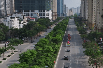 Hình ảnh Đoàn rước xá lợi Đức Phật đi qua các tuyến phố Hà Nội