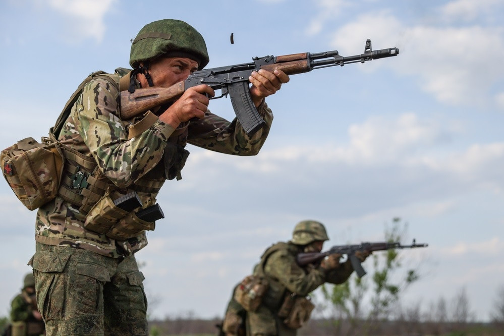 Nga kiểm soát làng Kotliarivka ở Donetsk, tấn công UAV vào nhiều tỉnh Ukraine