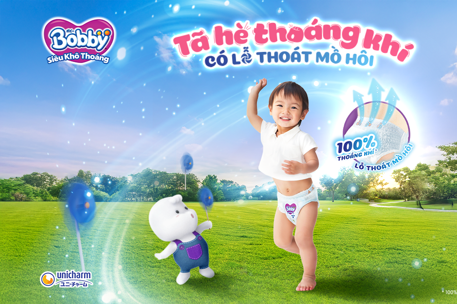 Tã quần Bobby có lỗ thoát mồ hôi giúp bé khô thoáng ngày hè