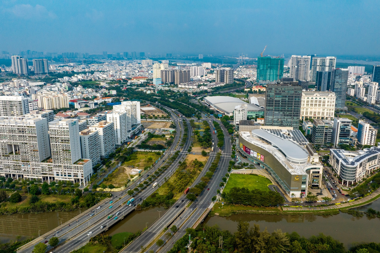 Từ ‘chủ trương đầu tư’ đến 235 tỷ USD ách tắc