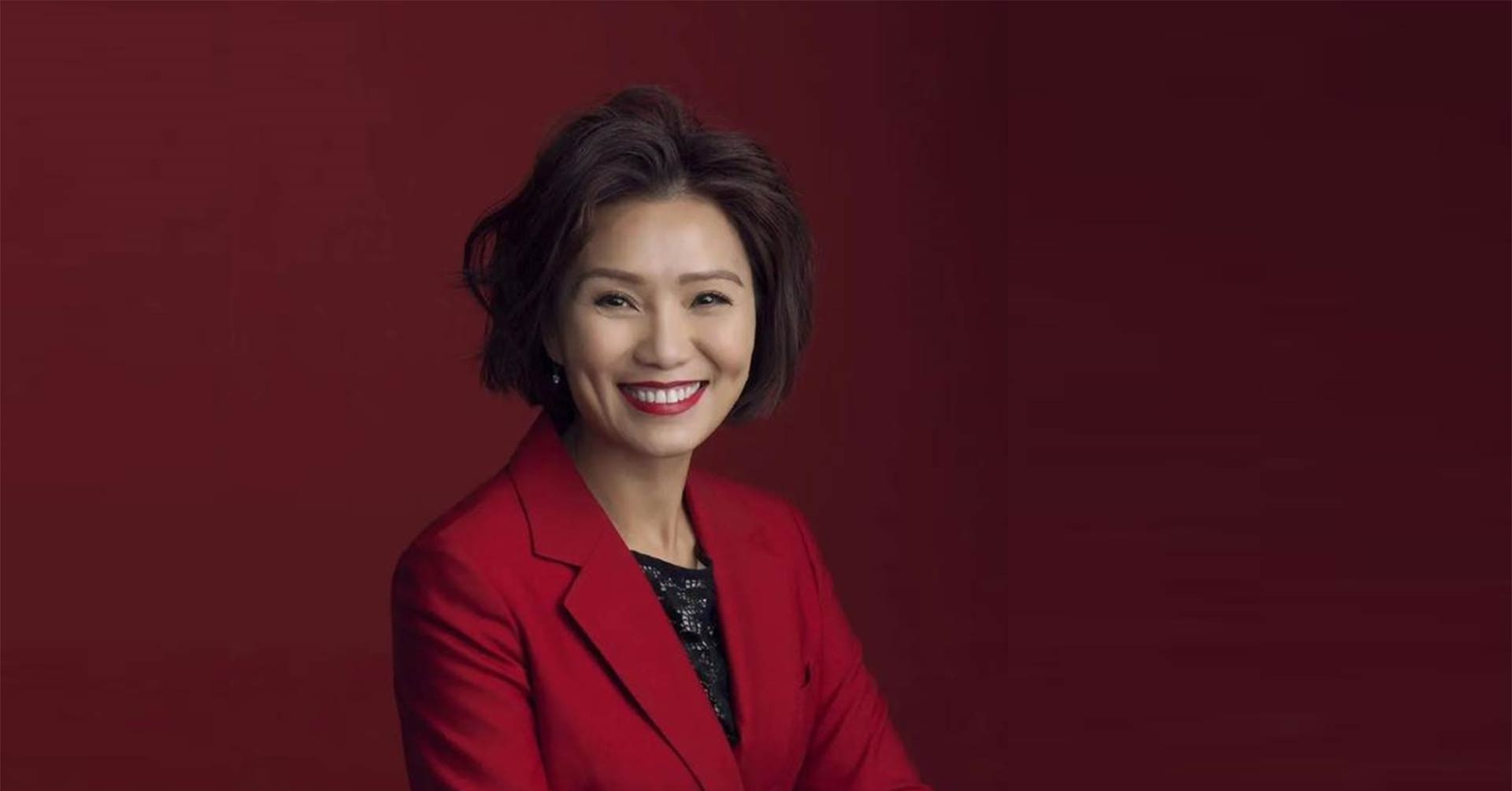 Từ cô bé không đủ tiền học đến nữ CEO quyền lực châu Á