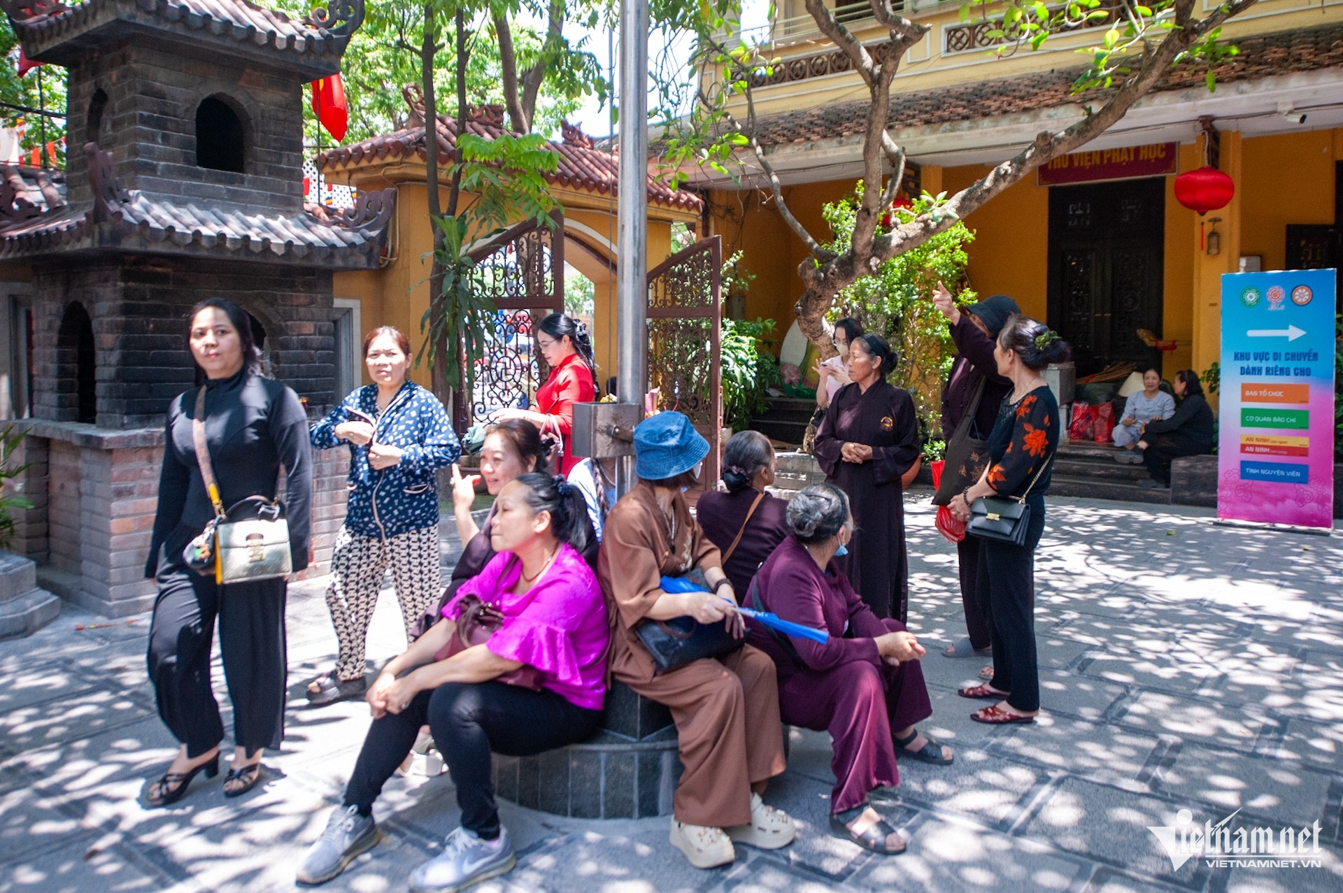 W-chua_quansu_phatdan (15).jpg