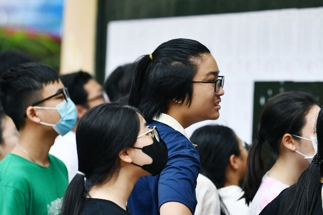 Bản tin sáng 14/5: Gần 30.000 học sinh Hà Nội không có chỗ vào lớp 10 công lập