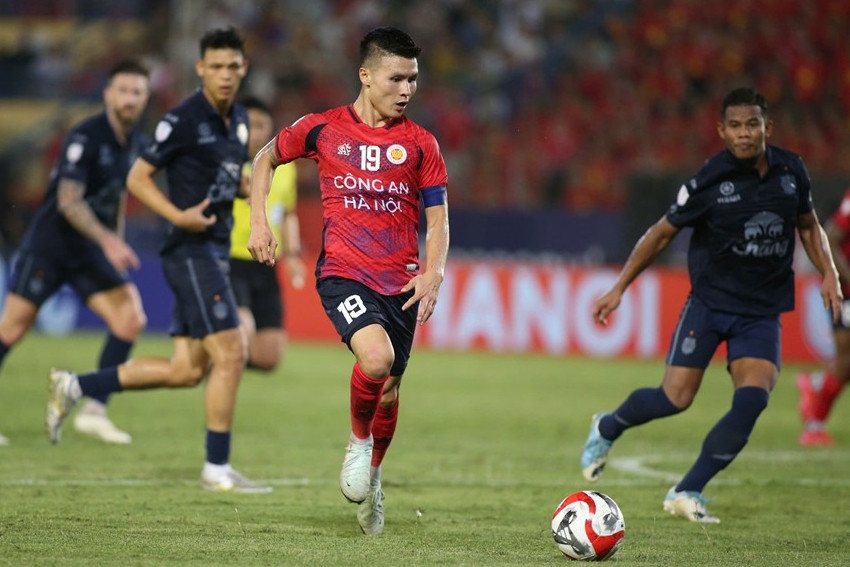 CAHN hòa kịch tính Buriram United ở chung kết lượt đi