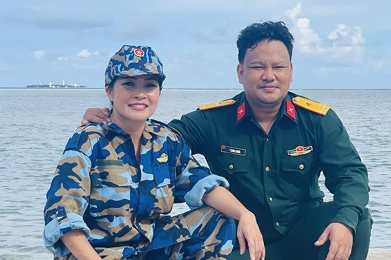 Con trai NSND Y Moan tiết lộ những áp lực và công việc ở ĐH Nghệ thuật Quân đội
