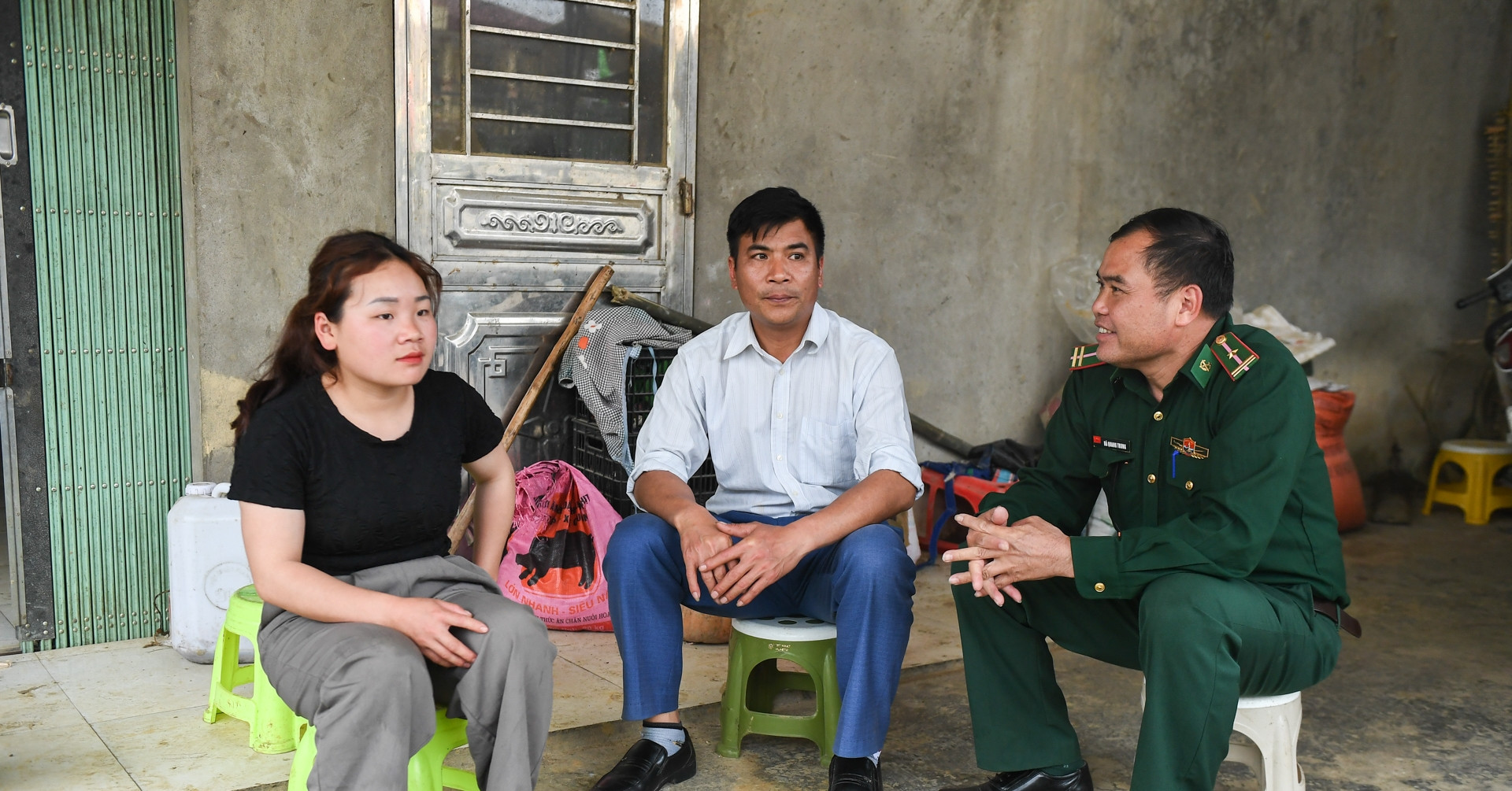 Học tiếng dân tộc để đẩy lùi vấn nạn tảo hôn ở Mường Khương