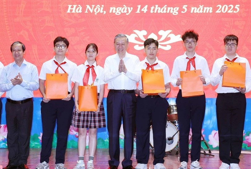 tong bi thu lam.jpg