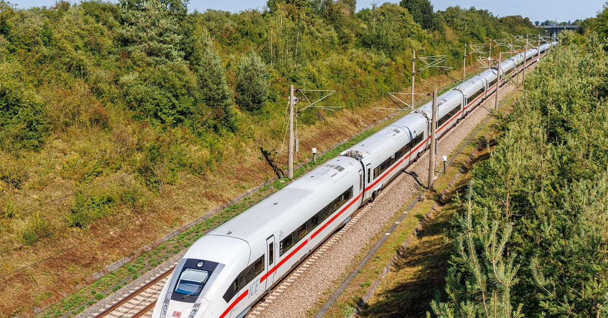 VinSpeed của tỷ phú Phạm Nhật Vượng đăng ký đầu tư đường sắt cao tốc Bắc Nam