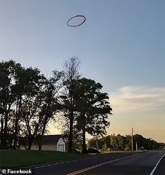 vong khoi bi an 1.png