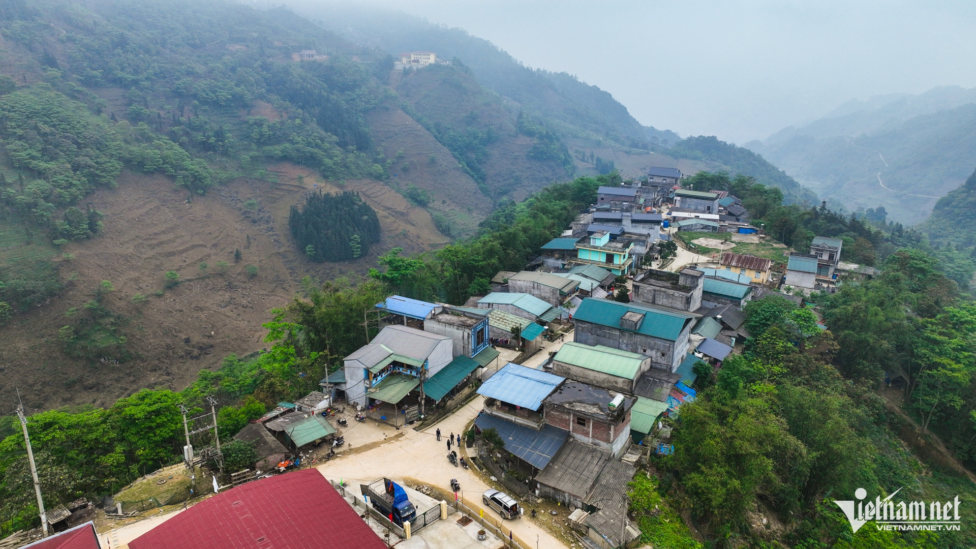 W-dan toc ton giao   lao cai   1719 10.jpg