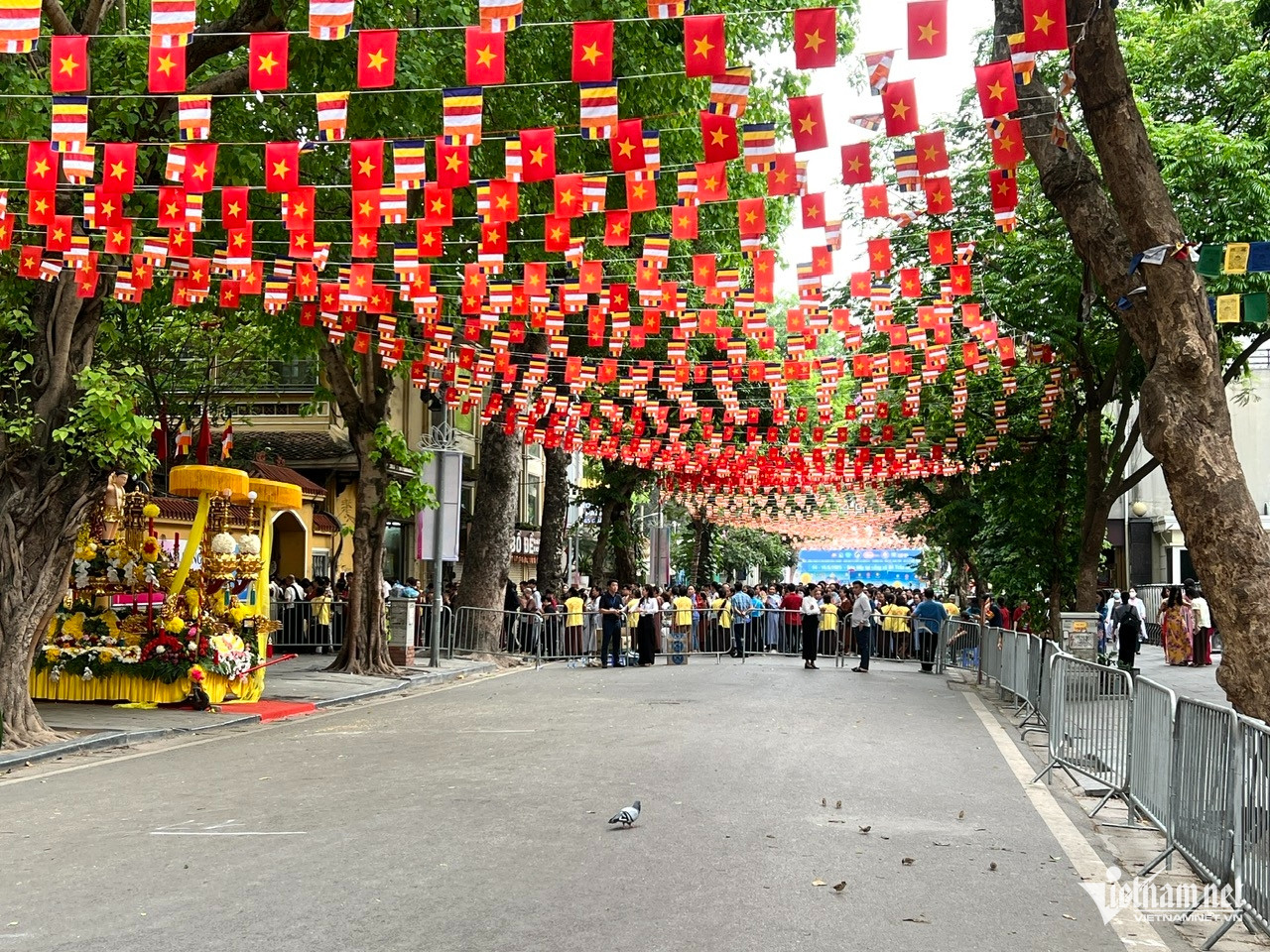 W-Loi vao chiem bai.jpg