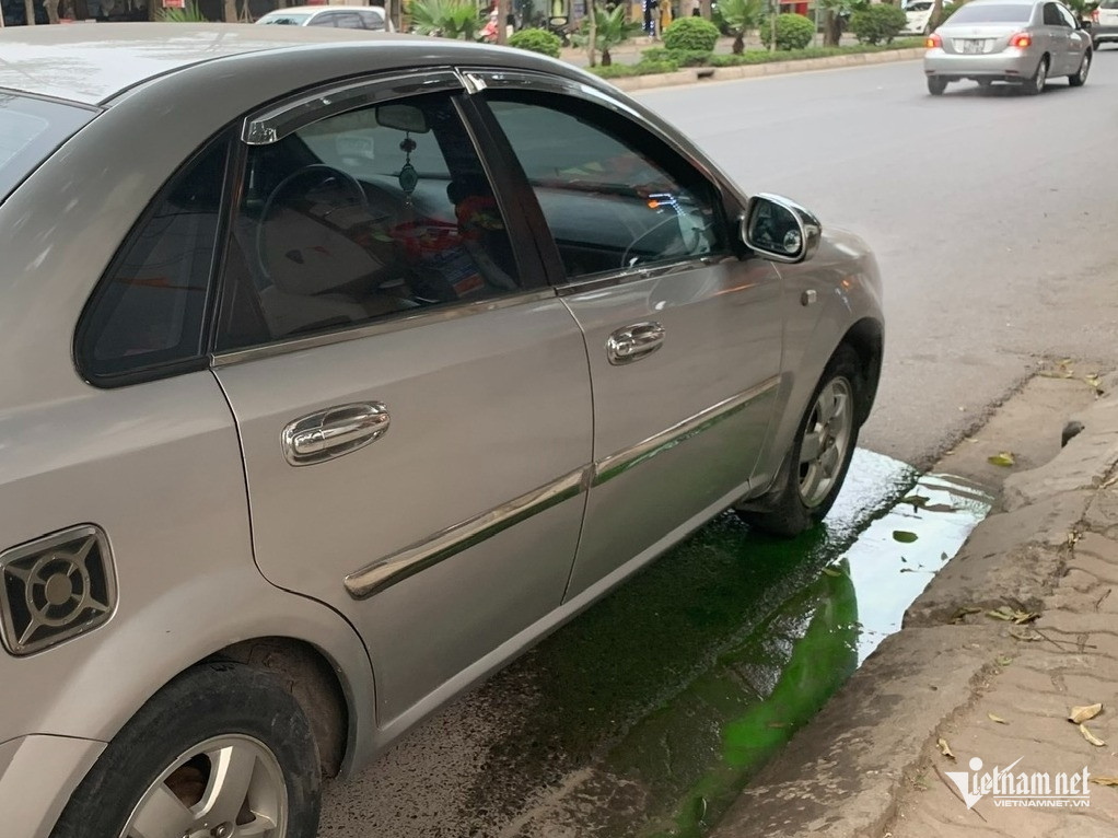 W-Xe buc nuoc lam mat.jpg