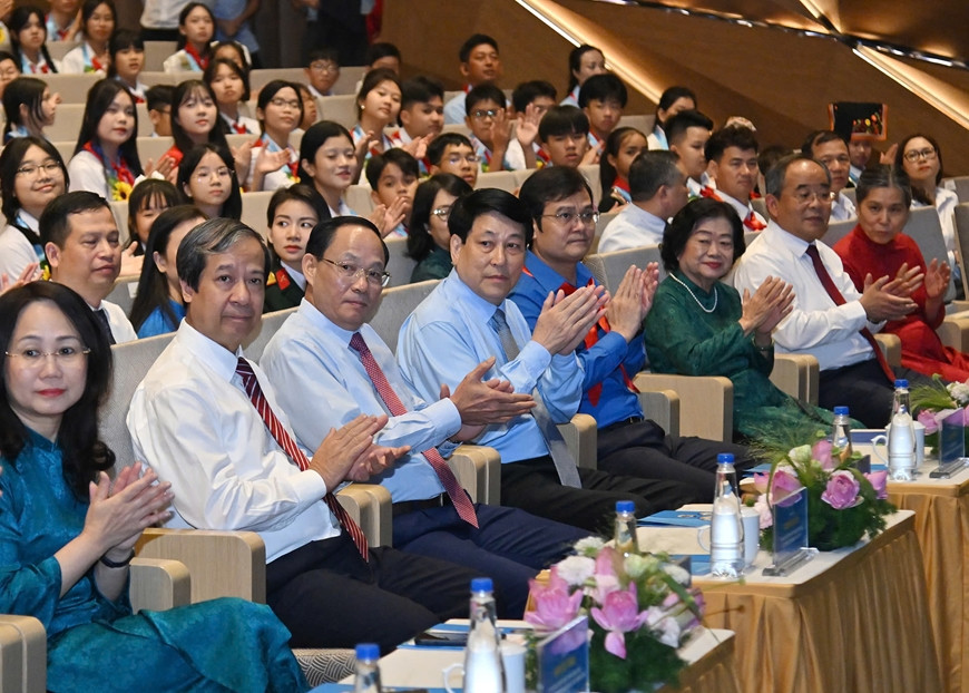 chu tich nuoc Luong Cuong2.jpg