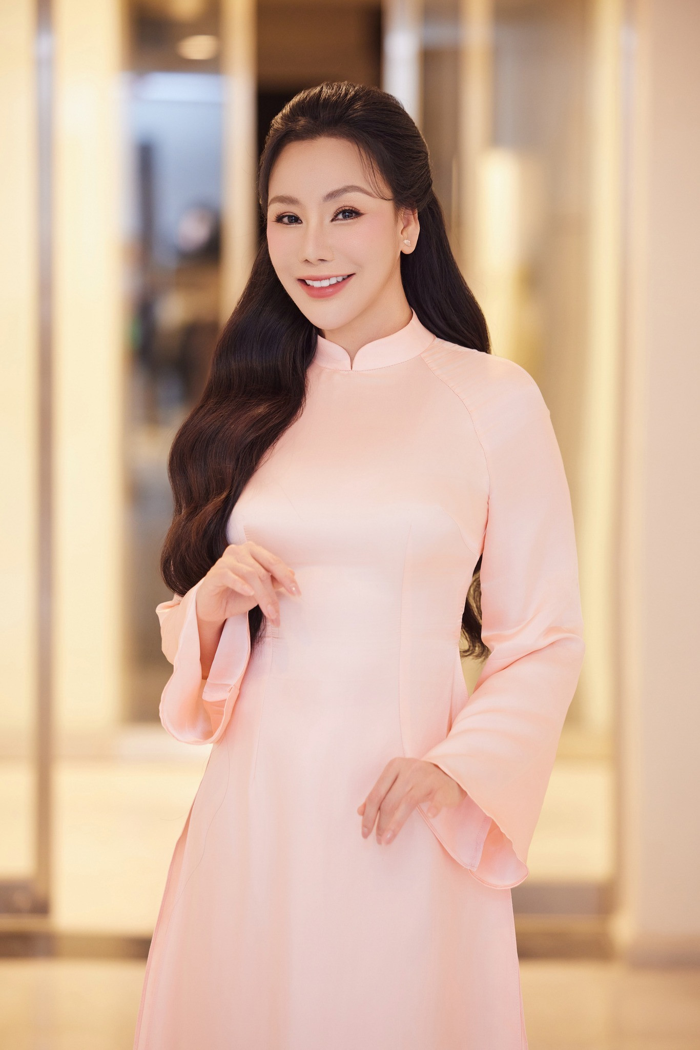 hoquynhhuong1.jpeg