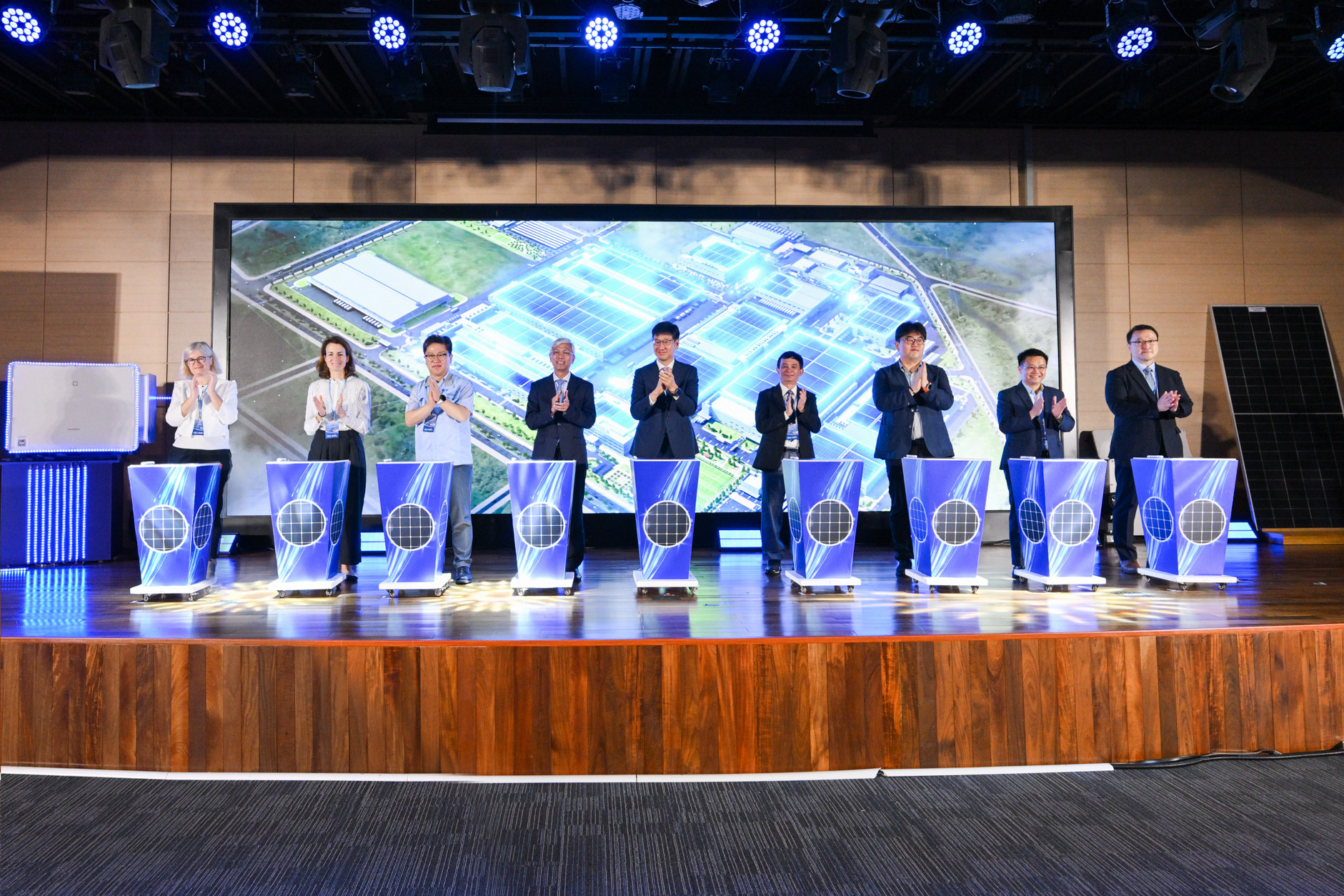 Lễ khởi công dự án điện mặt trời mái nhà tại SEHC (1).jpg