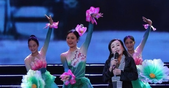 NSND Thu Hiền, Phạm Phương Thảo khiến khán giả ...