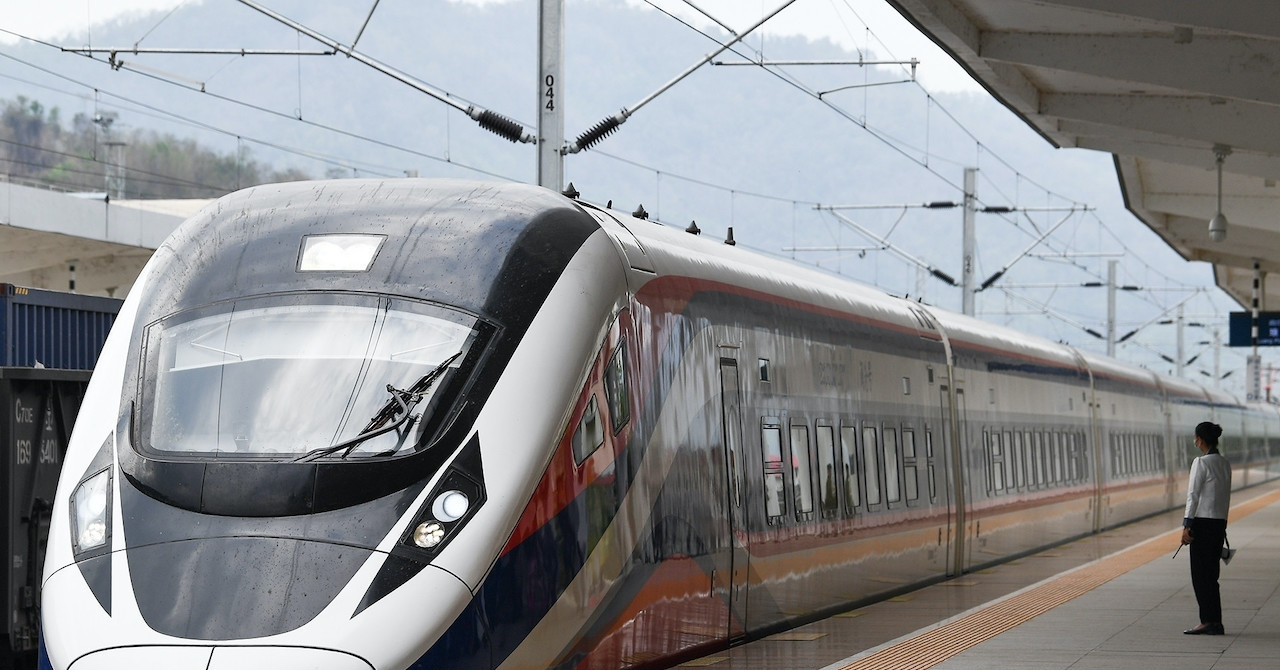 Trình Quốc hội chính sách cho phép doanh nghiệp tư nhân làm các dự án trọng điểm