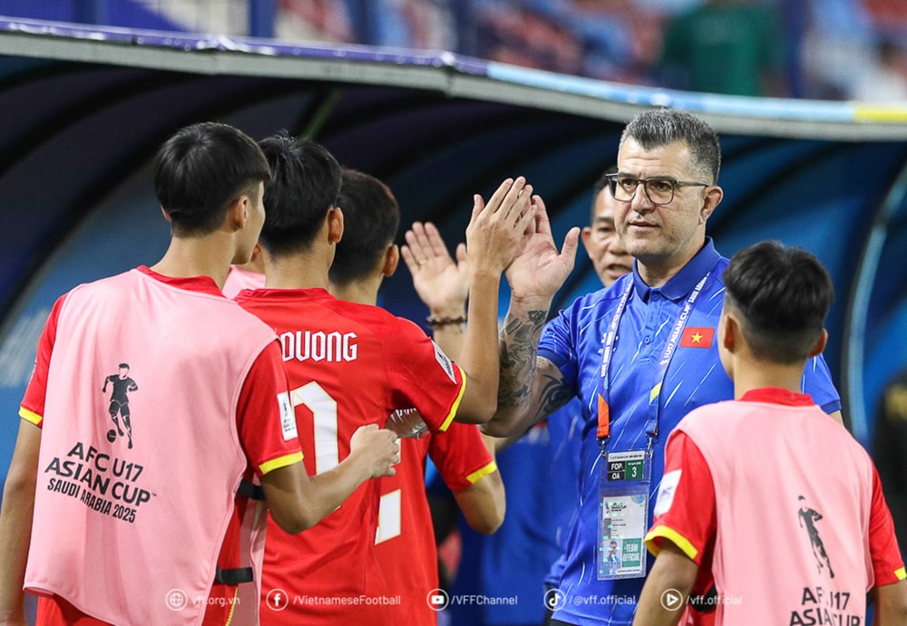 u16 viet nam.jpg