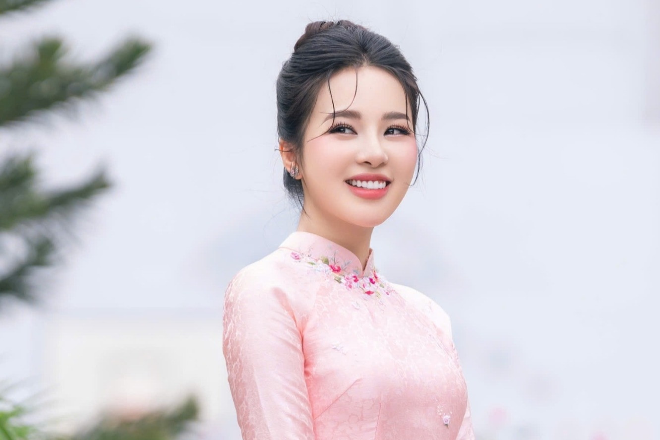 Á hậu đến từ Nam Định lột xác sau 6 tháng đăng quang